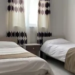 Апартаменты Sunrise Court