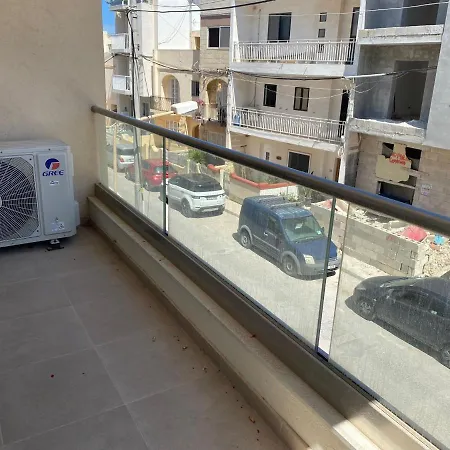 Апартаменты Sunrise Court