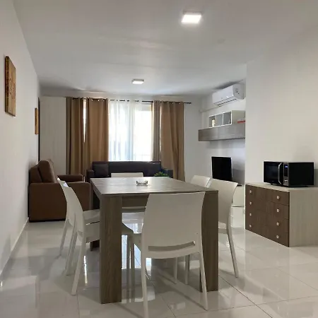 Sunrise Court דירה *