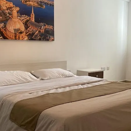 Apartment Sunrise Court