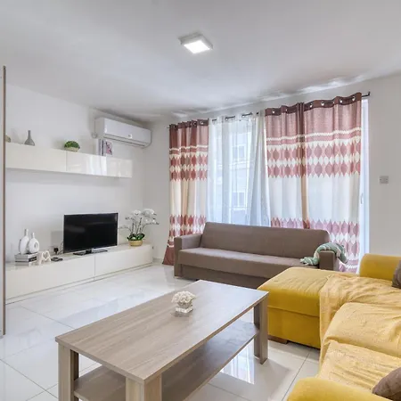 Sunrise Court *